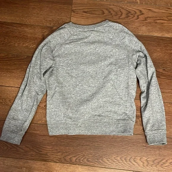 Levis sweater top - Picture 5 of 5